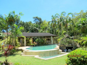 ALONALAND RESORT